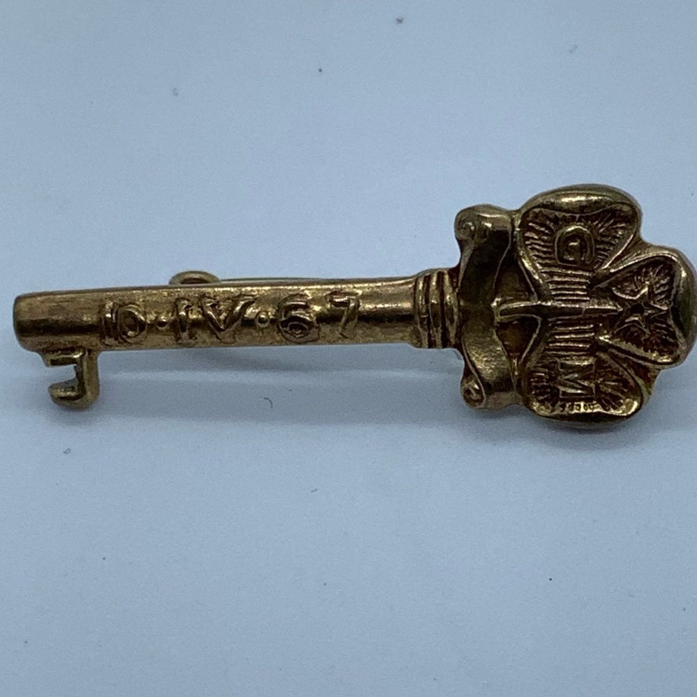 Girl Guides of Mexico Key Pin